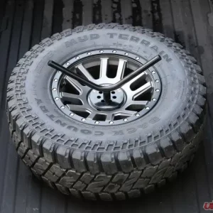 Fabtech Spare Tire Mnt Black - Image 2