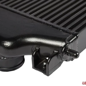 CSF Cooling - Racing & High Performance Division 11-12 Silverado H.D / Sierra H.D 6.6L Turbo Diesel Heavy Duty Intercooler Front - Image 3