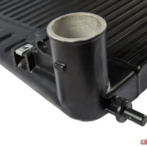 CSF Cooling - Racing & High Performance Division 06-10 Silverado H.D / Sierra H.D 6.6L Turbo Diesel Heavy Duty Intercooler Front - Image 2