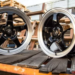 Forgestar D5 Drag Wheel 18x10 5x114.3 42mm Gloss Black w/ Machined Lip - Image 4