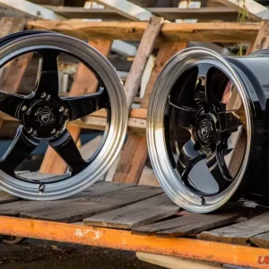 Forgestar D5 Drag Wheel 18x5 5x120 -23mm Gloss Black w/ Machined Lip - Image 5